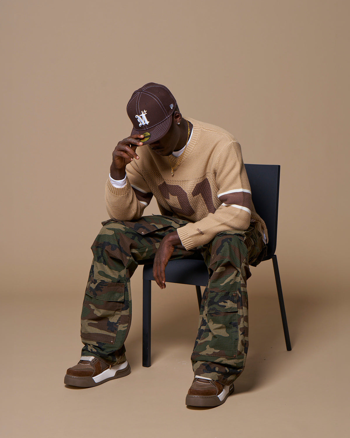 KNIT FOOTBALL TOP - BEIGE