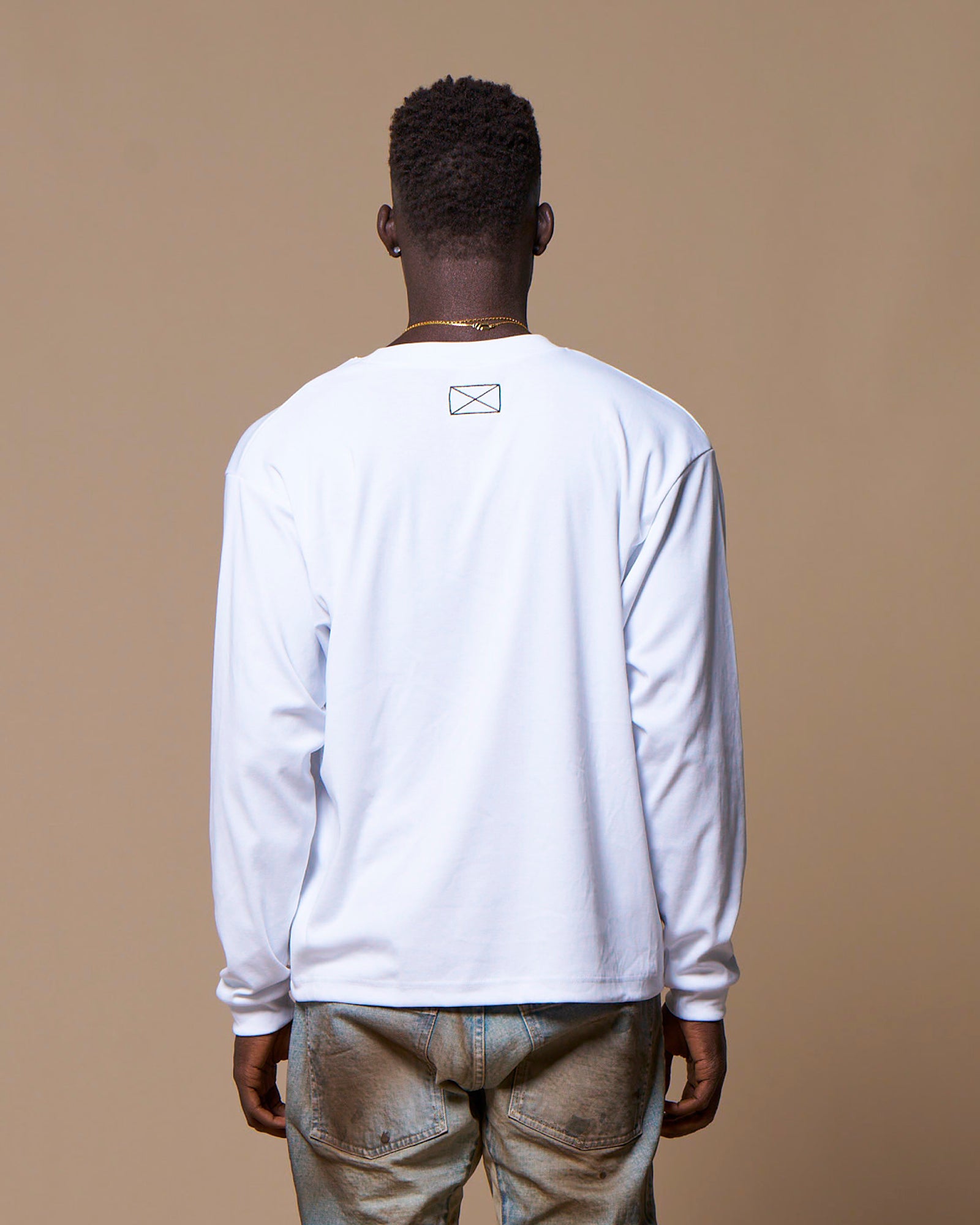 CLASSIC LOGO BOX LS TEE - WHITE